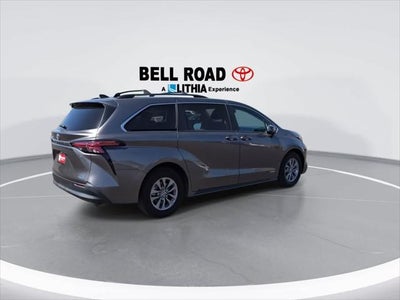 2021 Toyota Sienna LE