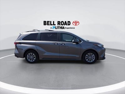 2021 Toyota Sienna LE