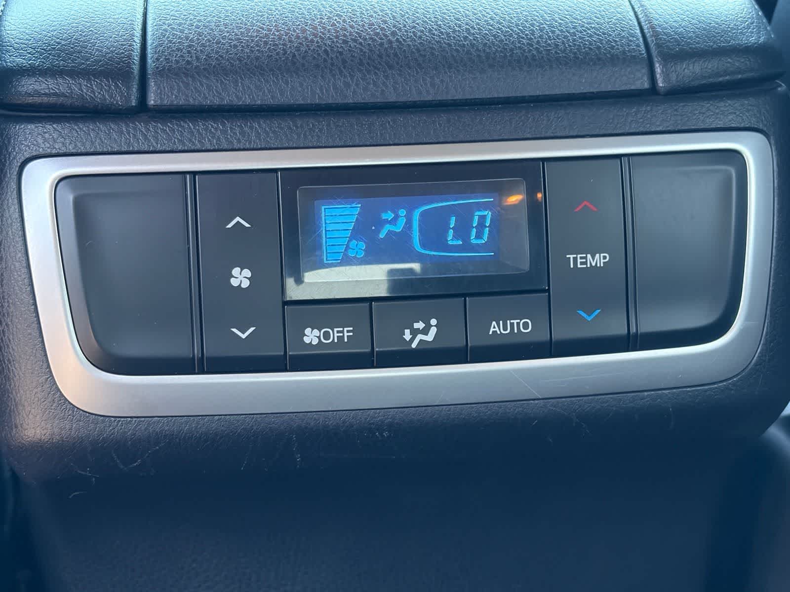 2017 Toyota Highlander SE