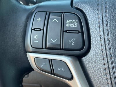 2017 Toyota Highlander SE