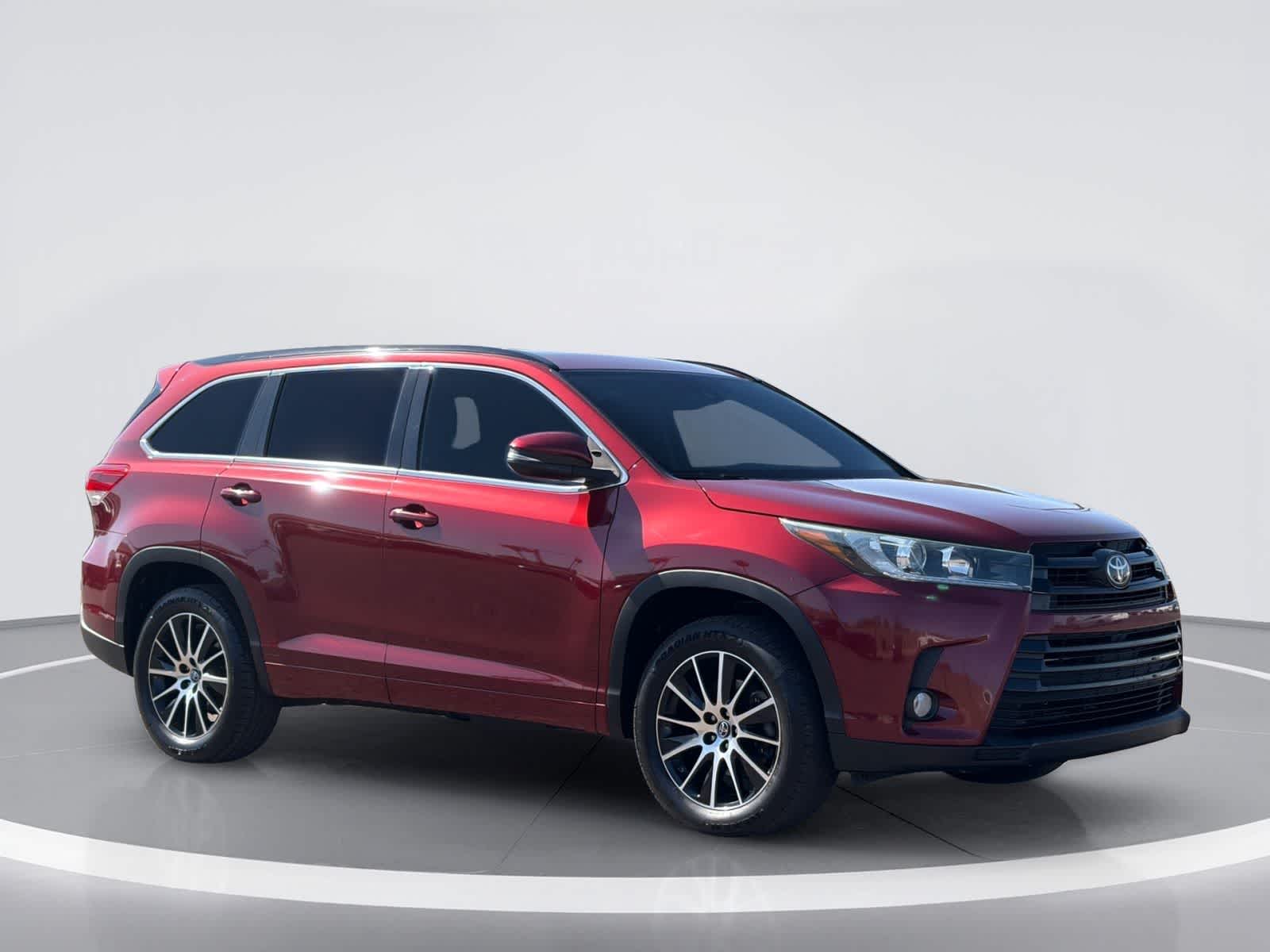 2017 Toyota Highlander SE