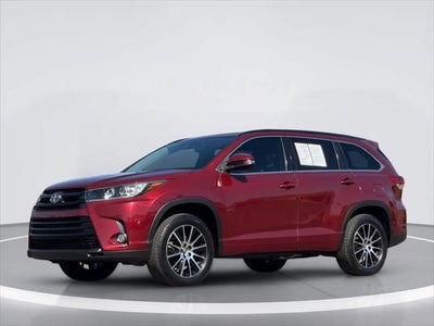 2017 Toyota Highlander SE