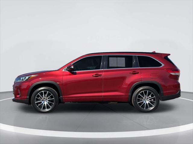 2017 Toyota Highlander SE