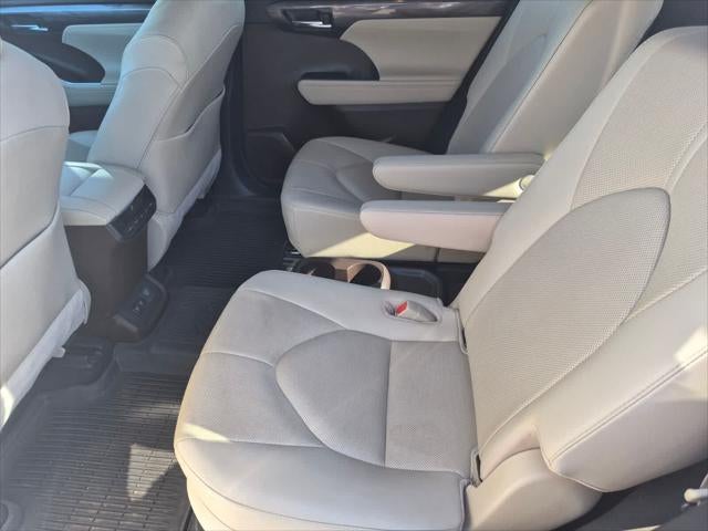 2021 Toyota Highlander Hybrid Limited