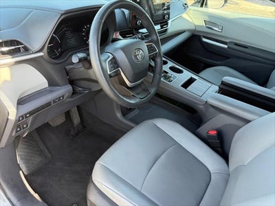 2024 Toyota Sienna XLE