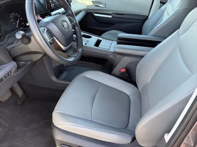 2024 Toyota Sienna XLE