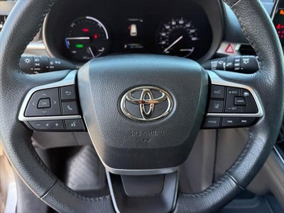 2024 Toyota Sienna XLE