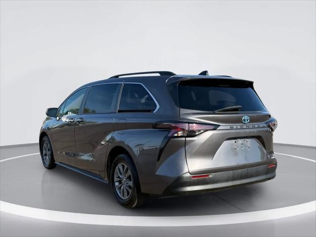 2024 Toyota Sienna XLE