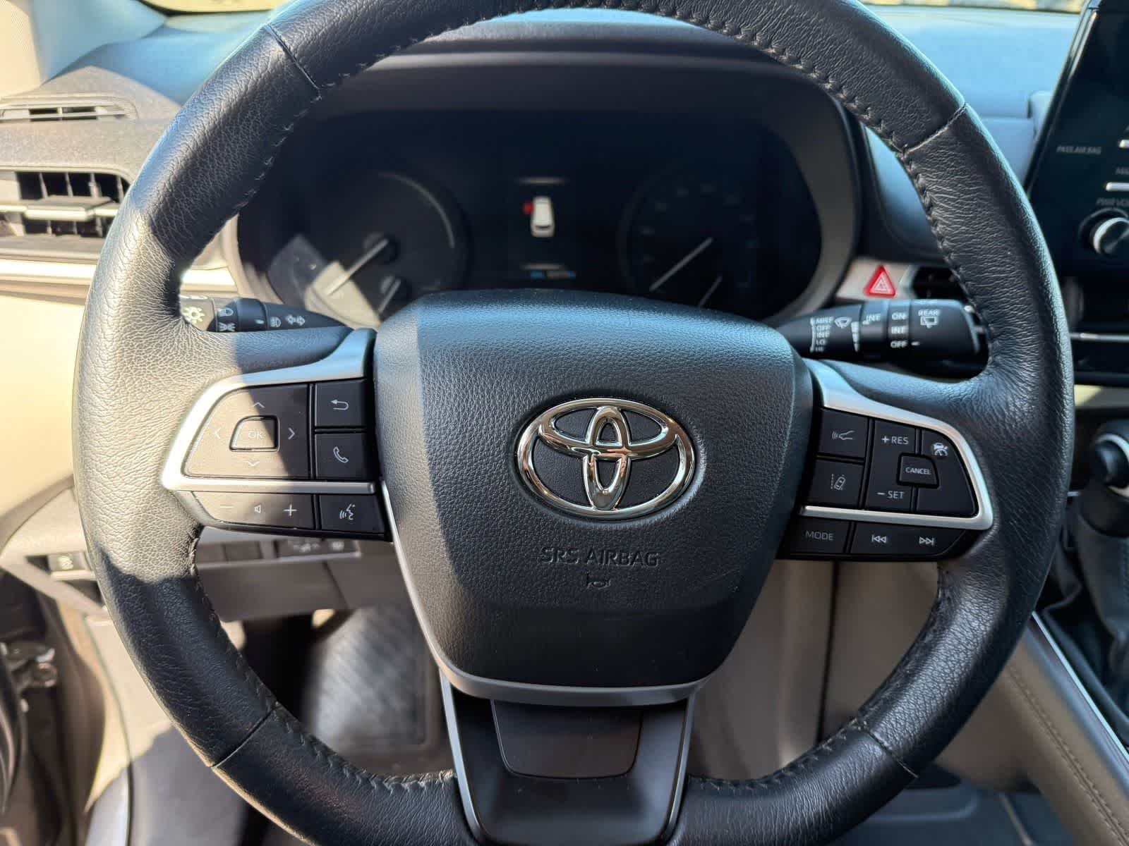 2024 Toyota Sienna XLE