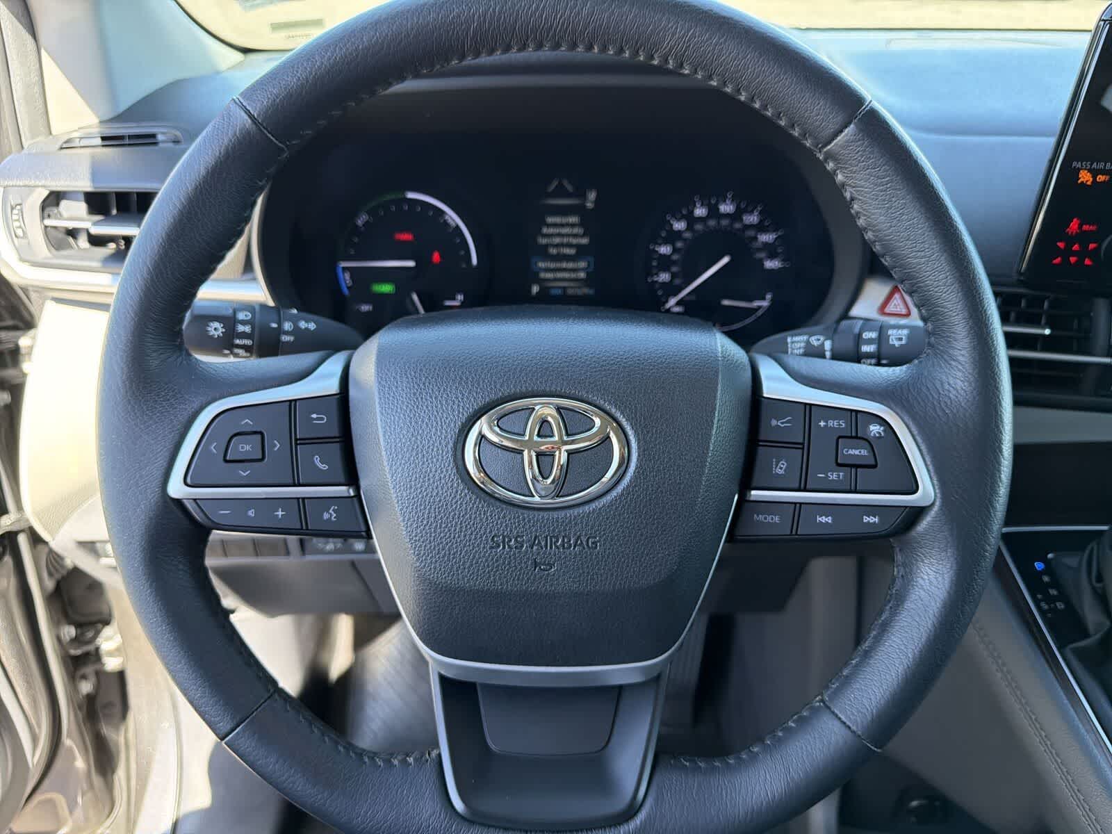 2024 Toyota Sienna XLE