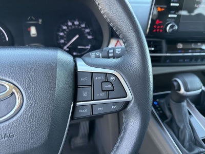 2024 Toyota Sienna XLE