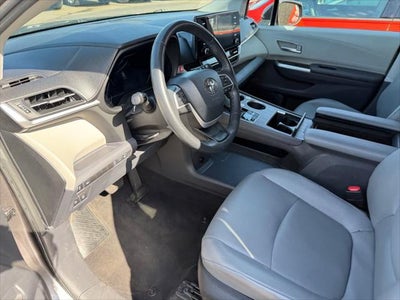 2024 Toyota Sienna XLE
