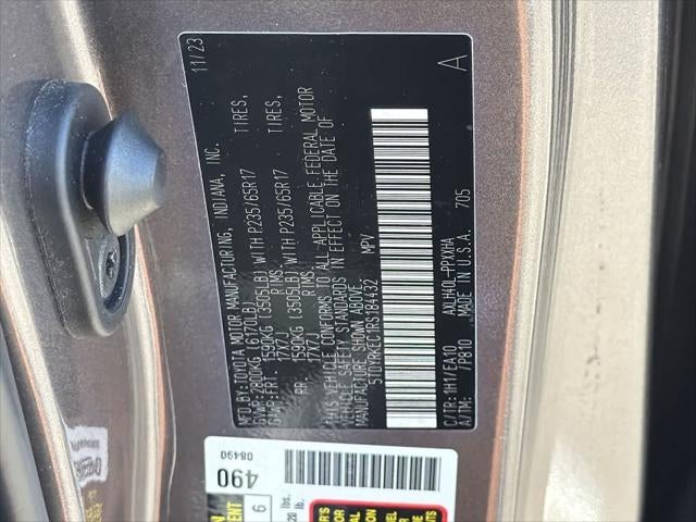 2024 Toyota Sienna XLE