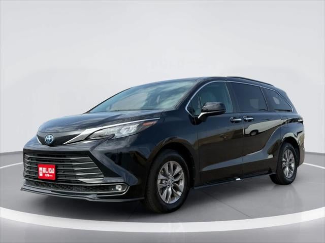 2025 Toyota Sienna XLE