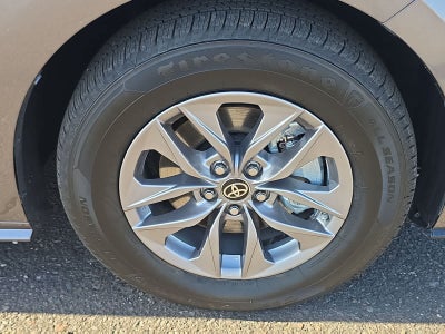 2024 Toyota Sienna XLE
