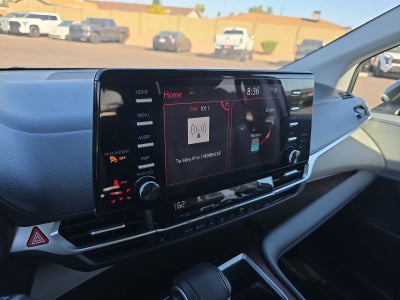 2024 Toyota Sienna XLE