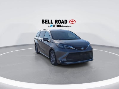 2024 Toyota Sienna XLE