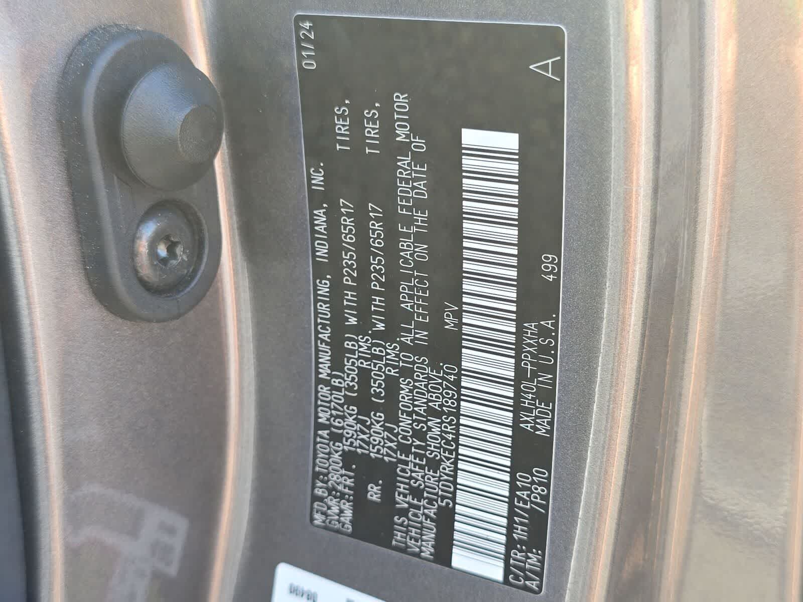 2024 Toyota Sienna XLE