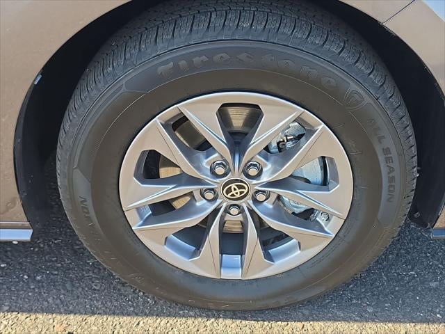 2024 Toyota Sienna XLE