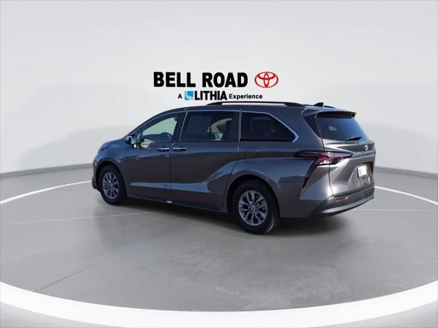 2024 Toyota Sienna XLE