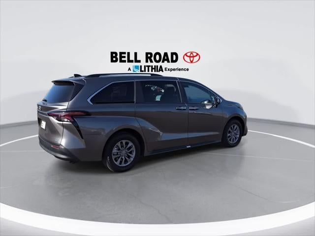 2024 Toyota Sienna XLE