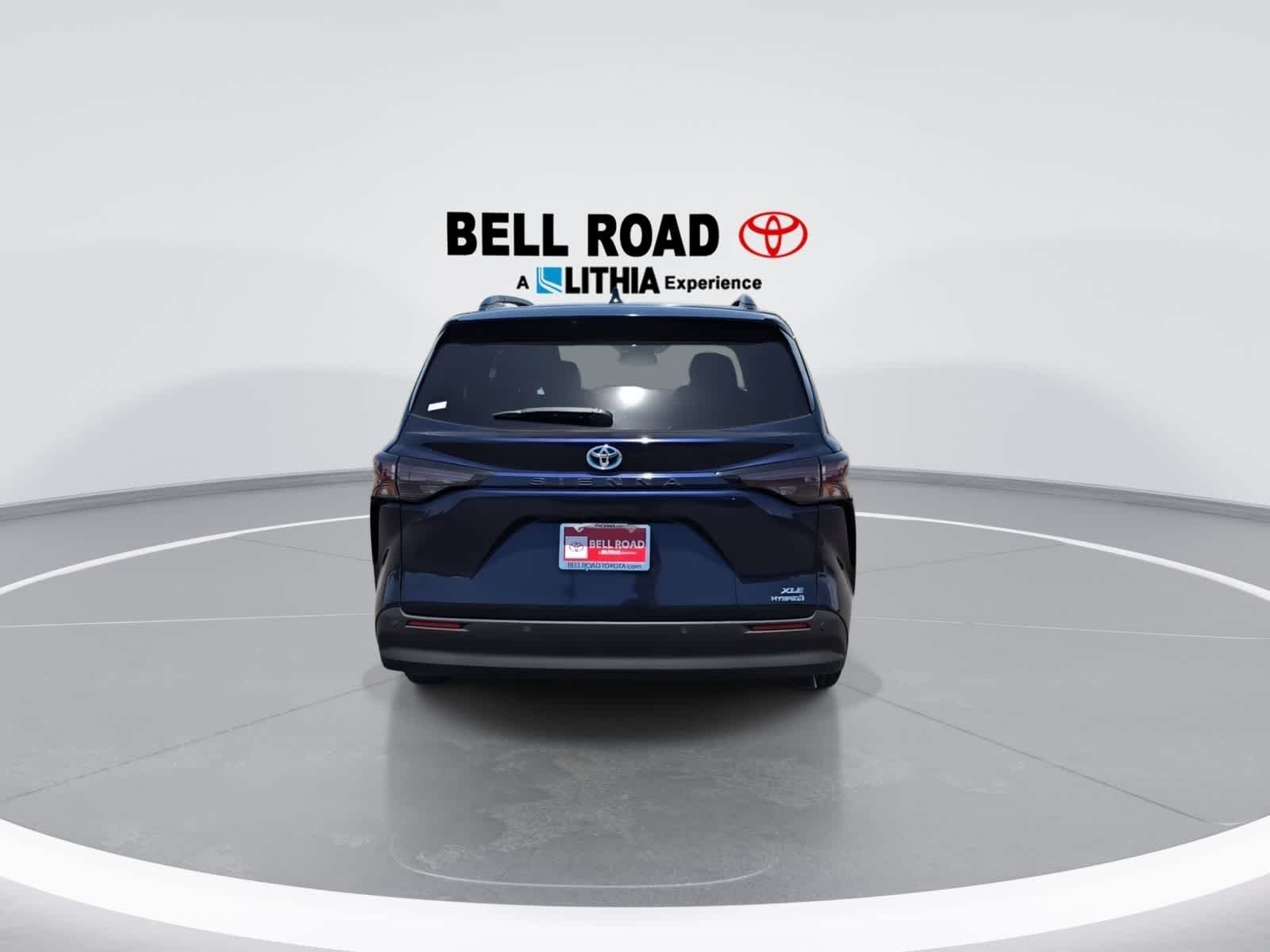 2024 Toyota Sienna XLE