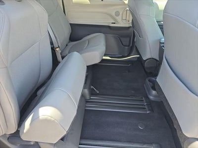 2024 Toyota Sienna XLE