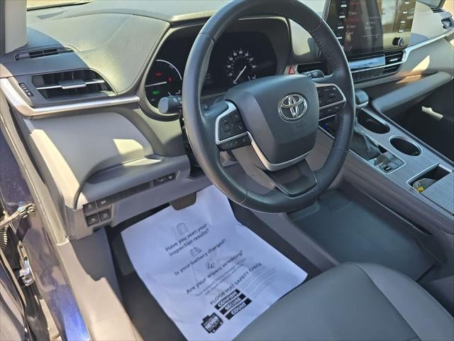 2024 Toyota Sienna XLE