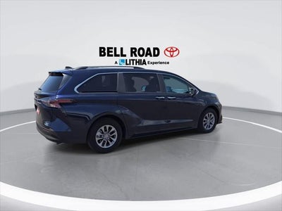2024 Toyota Sienna XLE