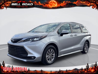2025 Toyota Sienna XLE