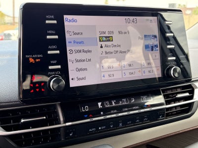 2024 Toyota Sienna XLE