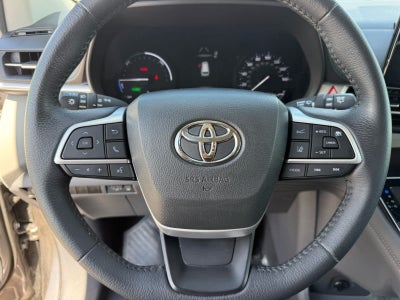 2024 Toyota Sienna XLE
