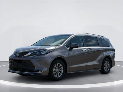 2024 Toyota Sienna XLE