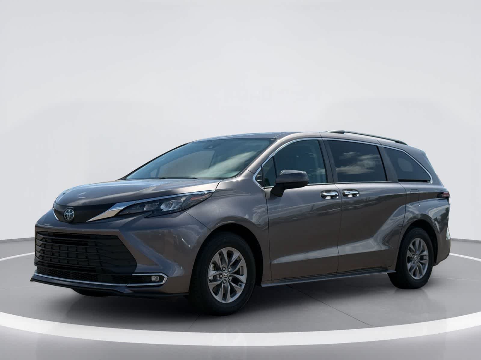 2024 Toyota Sienna XLE