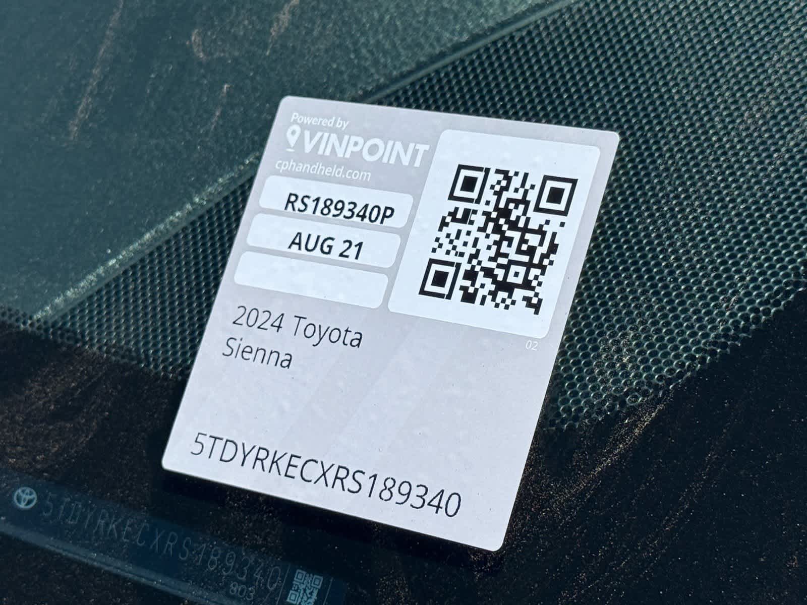 2024 Toyota Sienna XLE