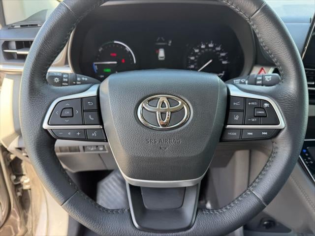 2024 Toyota Sienna XLE