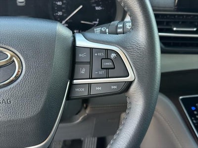 2024 Toyota Sienna XLE