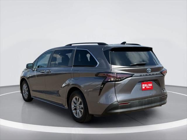 2024 Toyota Sienna XLE