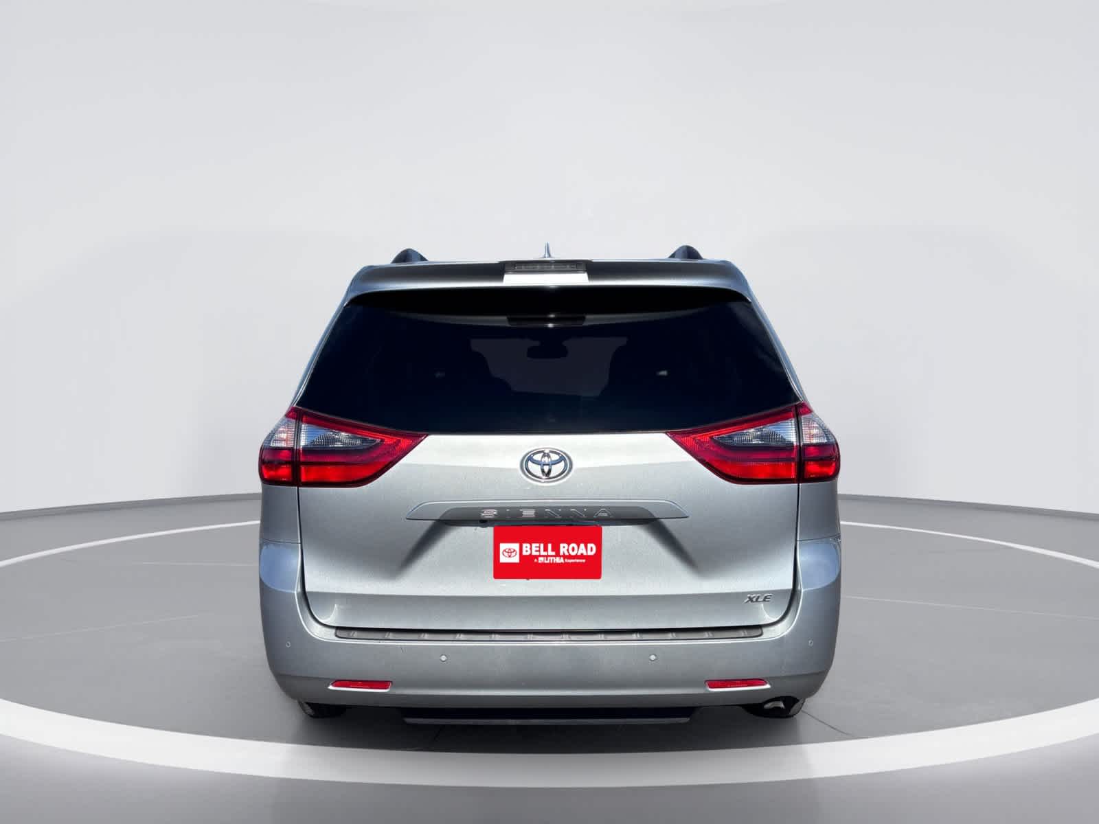 2020 Toyota Sienna XLE