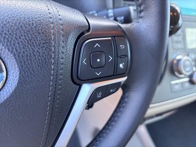 2020 Toyota Sienna XLE