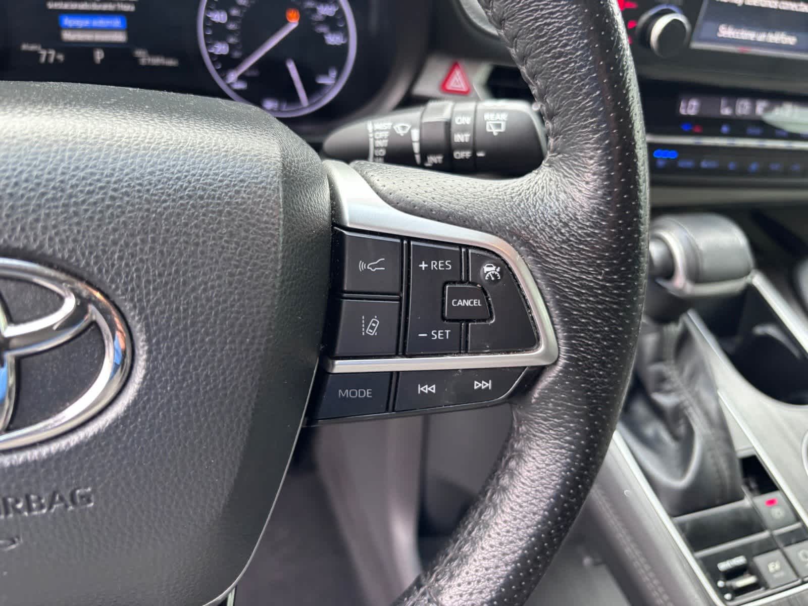 2022 Toyota Sienna Limited
