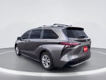 2022 Toyota Sienna Limited