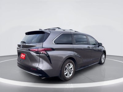 2022 Toyota Sienna Limited