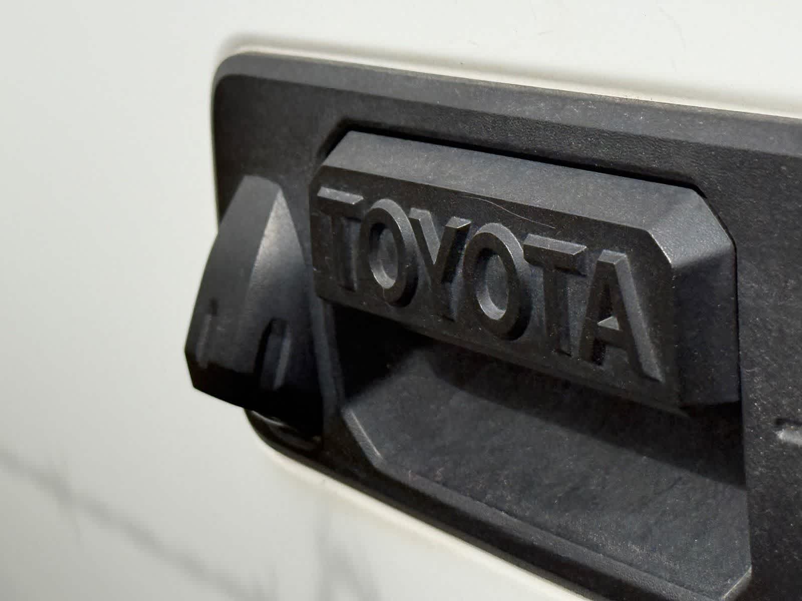 2017 Toyota Tundra Limited