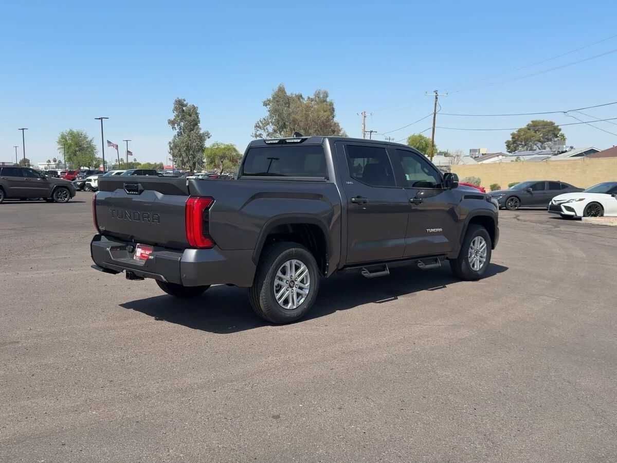 2025 Toyota Tundra SR5