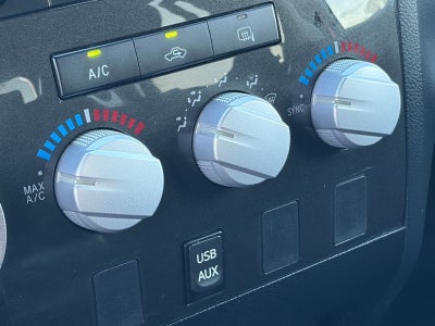 2013 Toyota Tundra Double Cab 4.6L V8 6-Spd AT (Natl)