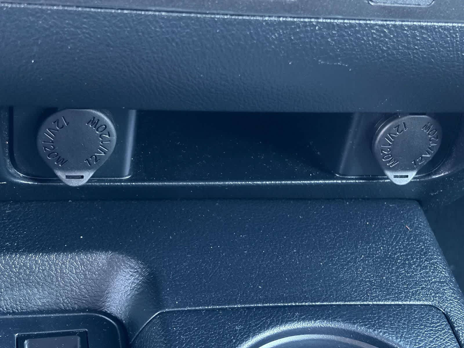 2013 Toyota Tundra Double Cab 4.6L V8 6-Spd AT (Natl)