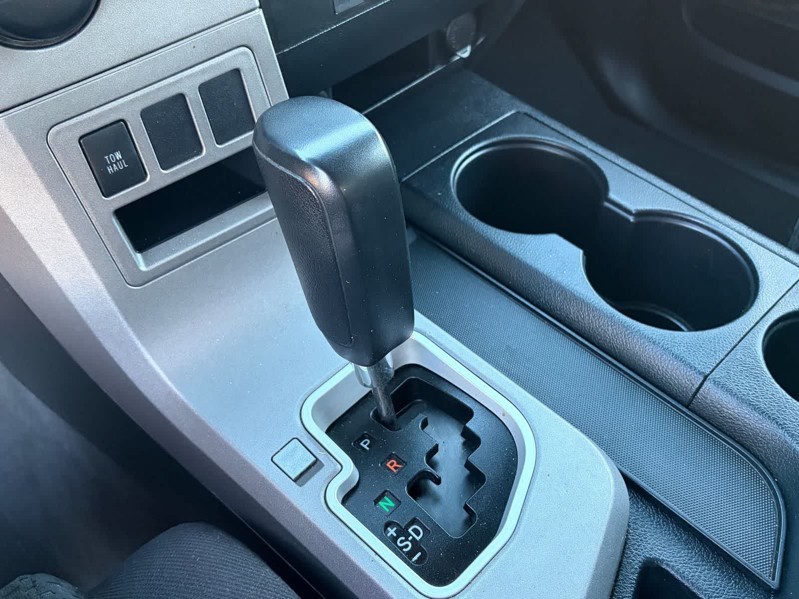 2013 Toyota Tundra Double Cab 4.6L V8 6-Spd AT (Natl)