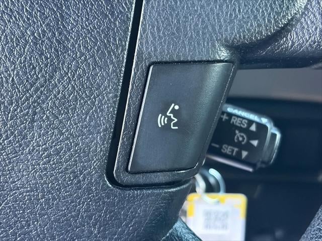 2013 Toyota Tundra Double Cab 4.6L V8 6-Spd AT (Natl)