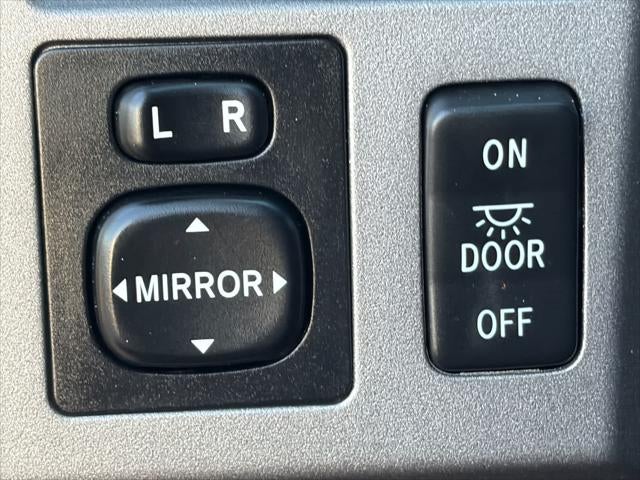 2013 Toyota Tundra Double Cab 4.6L V8 6-Spd AT (Natl)